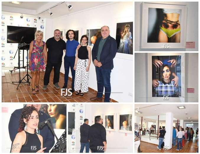 Diferentes momentos de la exposición inaugurada esta noche en el Teatro Municipal/Francisco Javier Santana.